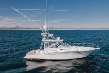 40' Cabo 2008 Yacht For Sale
